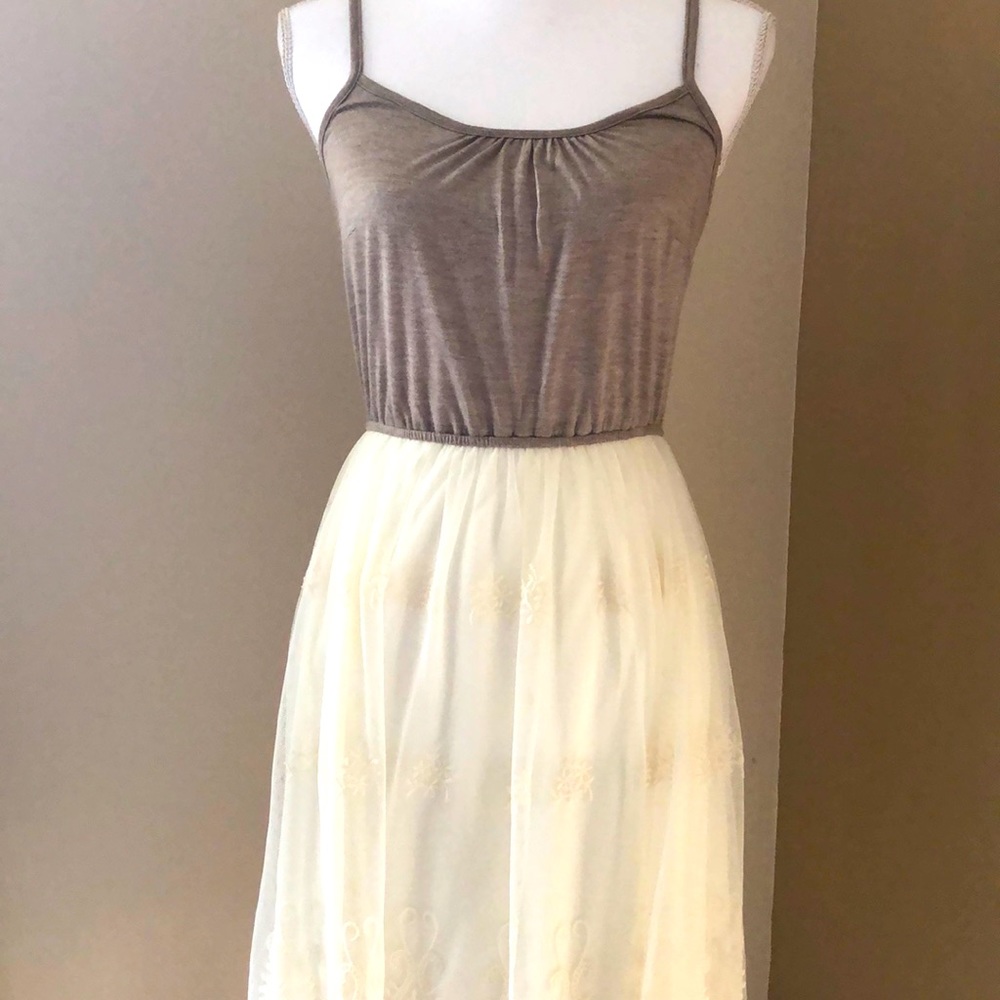 NWT - Vintage lace brown and cream dress